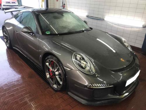 Porsche Aussenreinigung und Lackaufbereitung