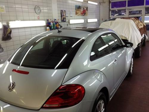 VW Käfer Aussenreinigung und Lackaufbereitung